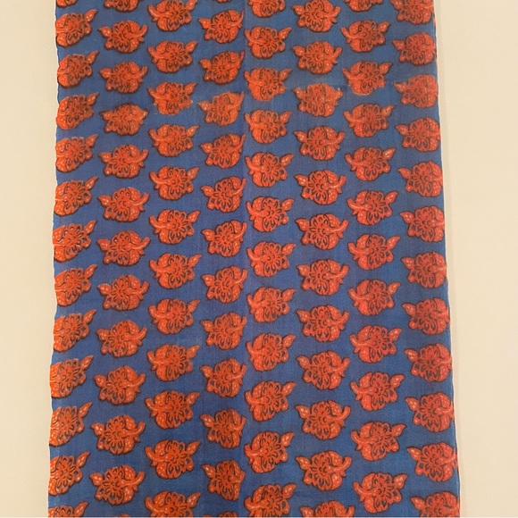 Tory Burch runway scarf wrap in block print - Picture 1 of 6